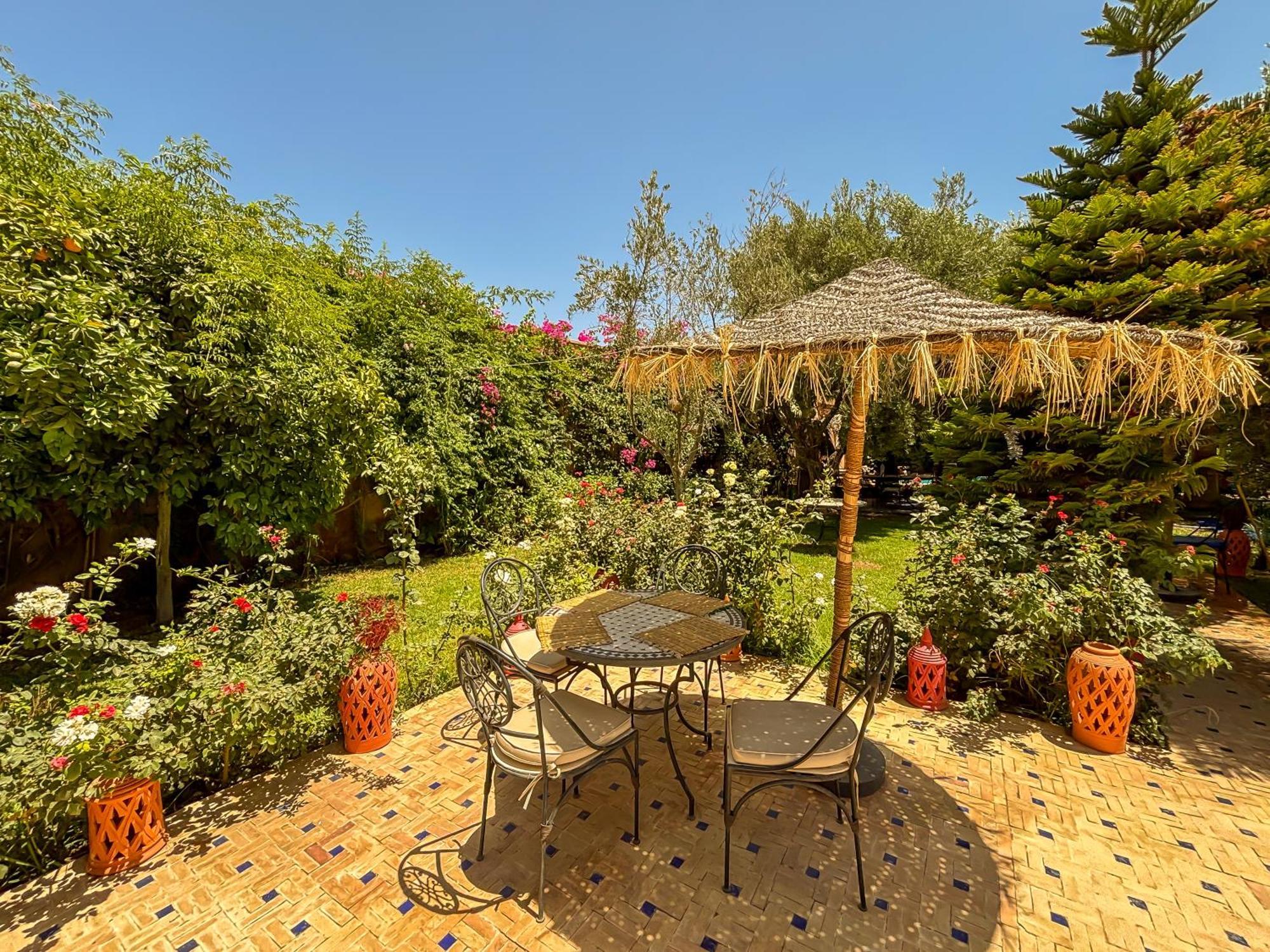 Le Bleu House Villa Marrakesh Exterior photo